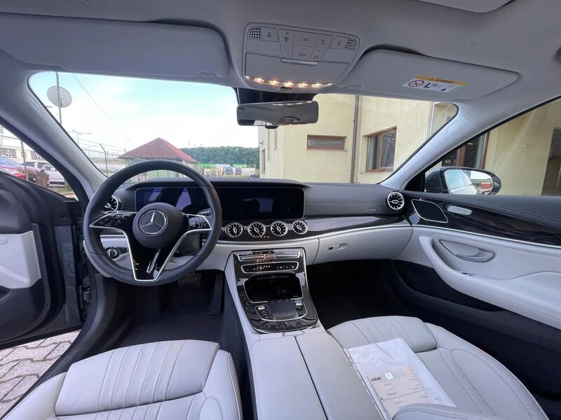 Mercedes-Benz CLS 320